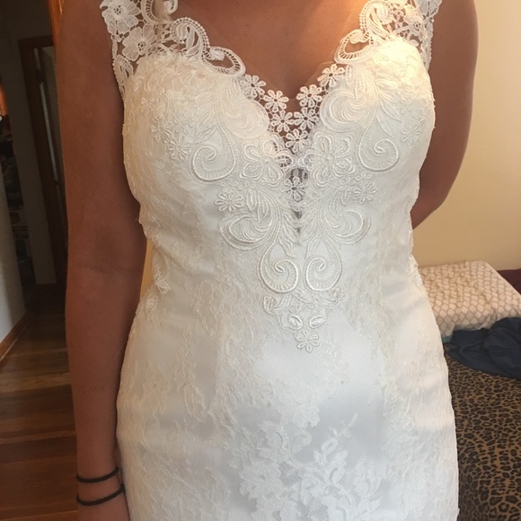 allure wedding gown 9464 - Picture 5 of 8